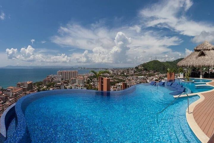 Condominios 180PR