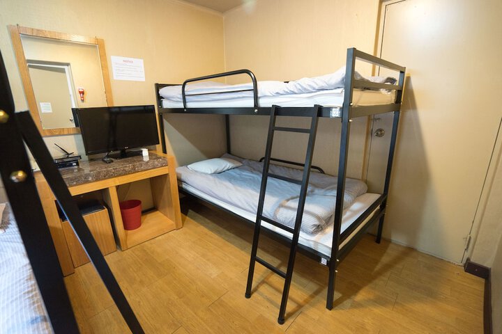 Room 10 of 62