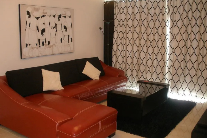 Room 5 of 18