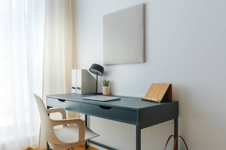 Room 22 of 195