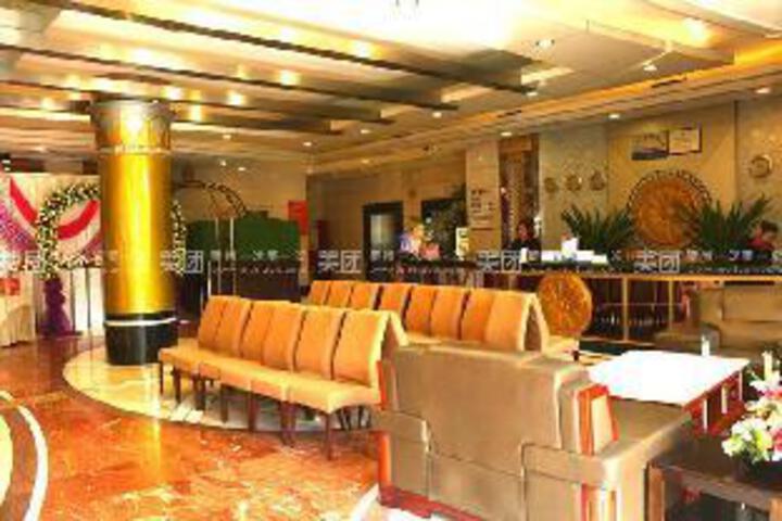 Hotel Interior 4 of 17