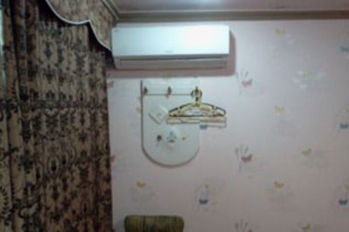 Room 36 of 80