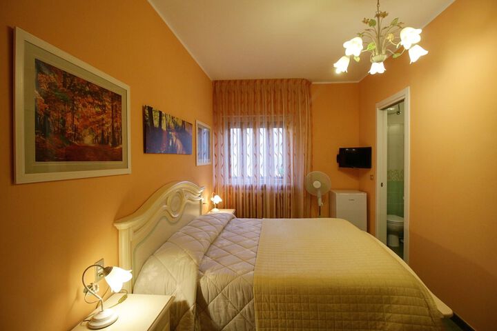 Room 21 of 82