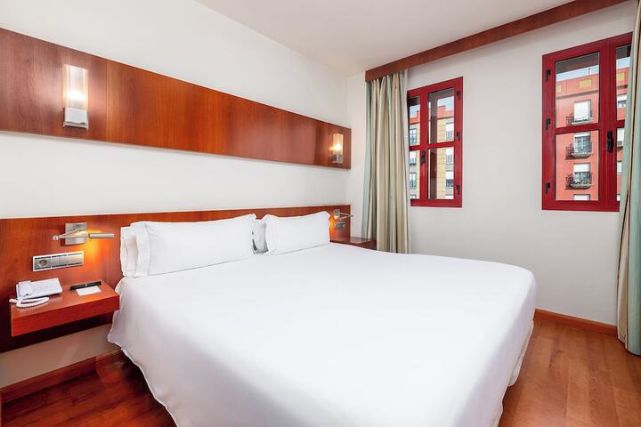 Room 30 of 59