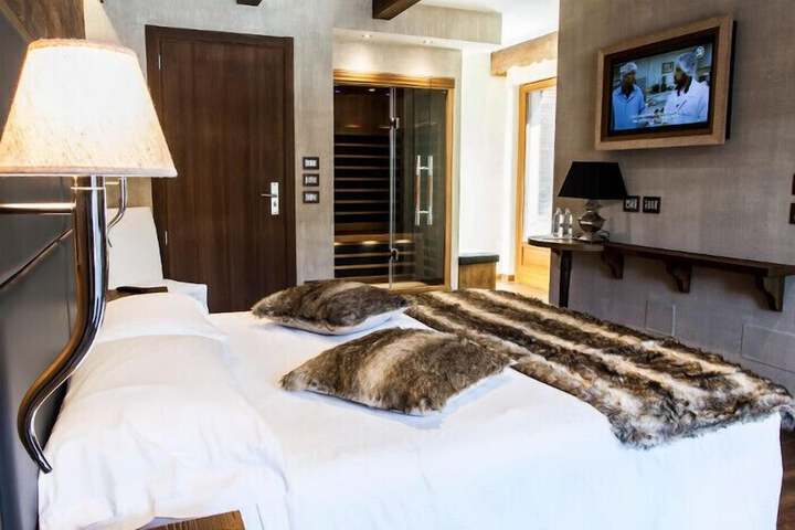 Room 15 of 56