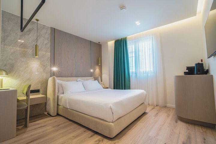 Room 44 of 109