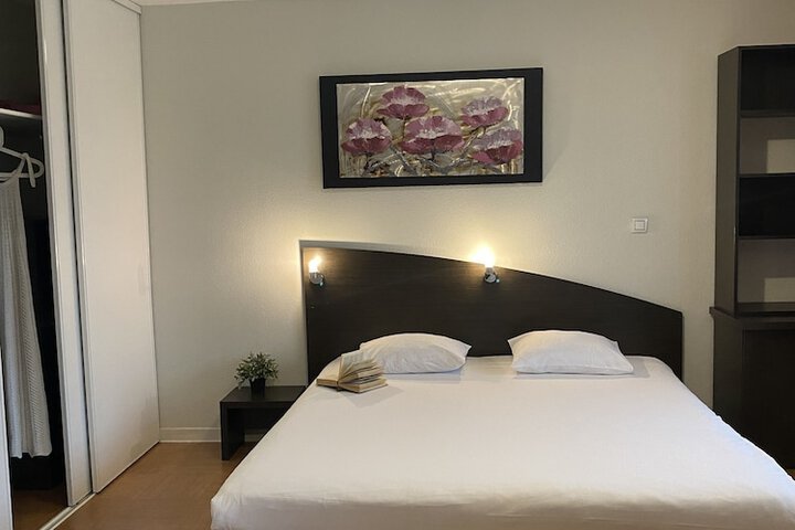 Room 9 of 52