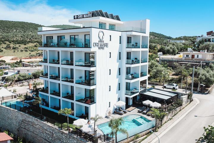Hotel 87 of 112