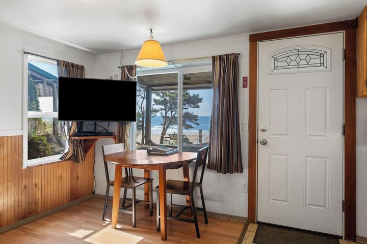 Room 82 of 128