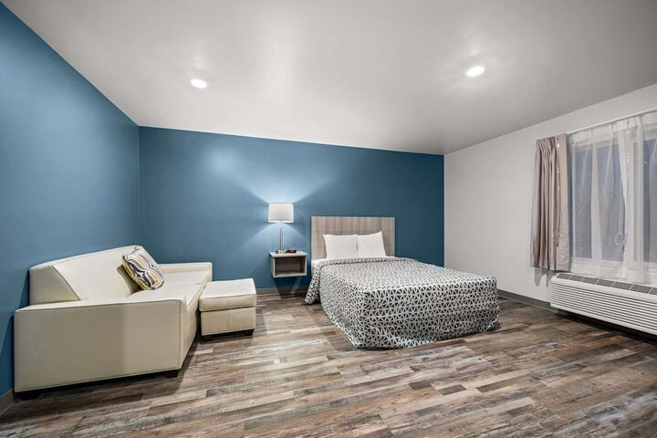 Room 25 of 50