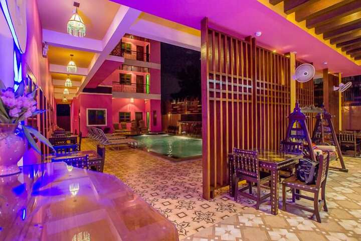 Hotel Lobby