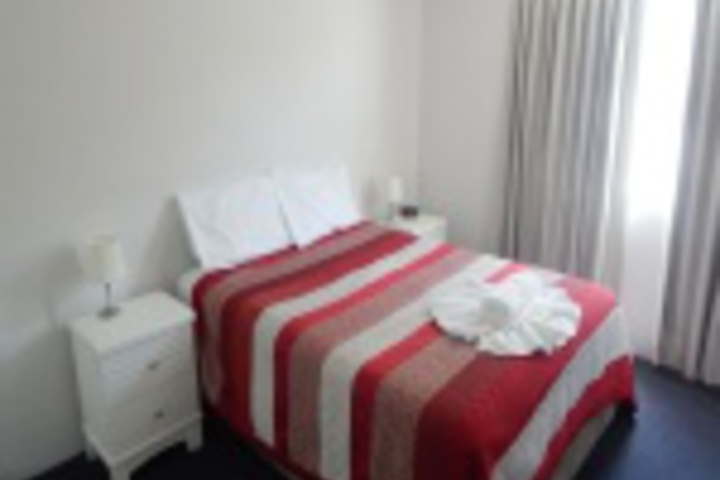 Room 166 of 560