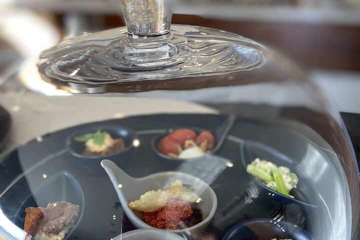 Dining 53 of 70
