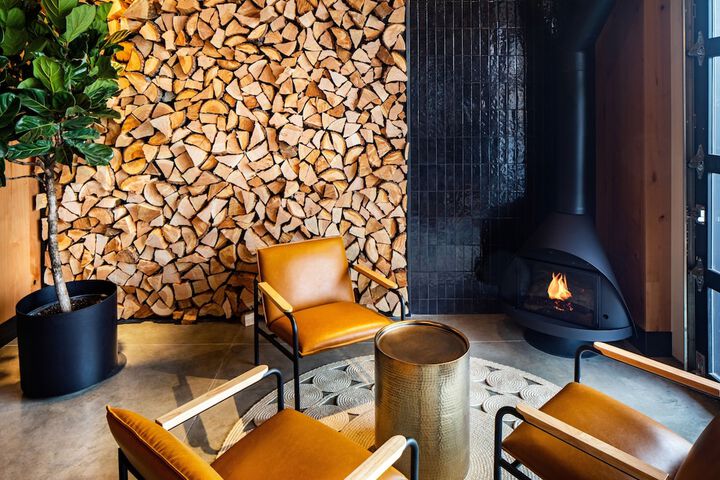 Hotel Interior 7 of 110