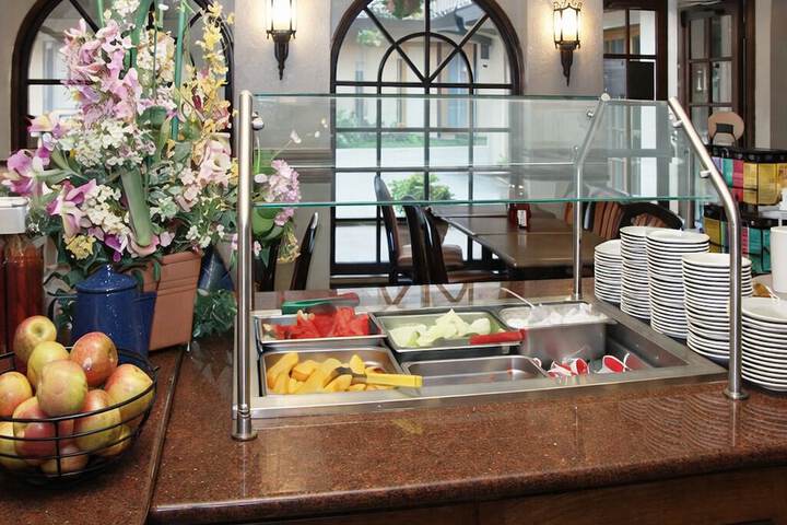 Breakfast/Coffee Service 29 of 41