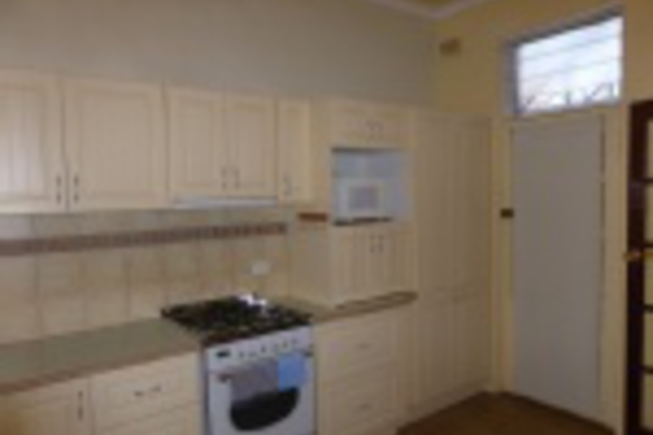 Room 185 of 264