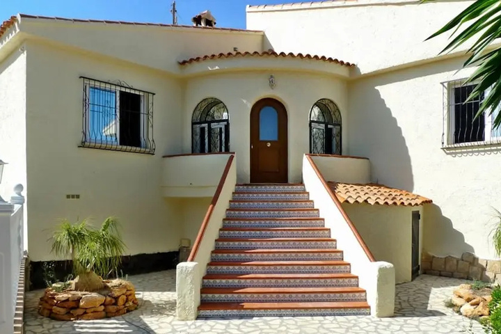 House With 3 Bedrooms in Calp With Wonderful sea View, Private Pool,