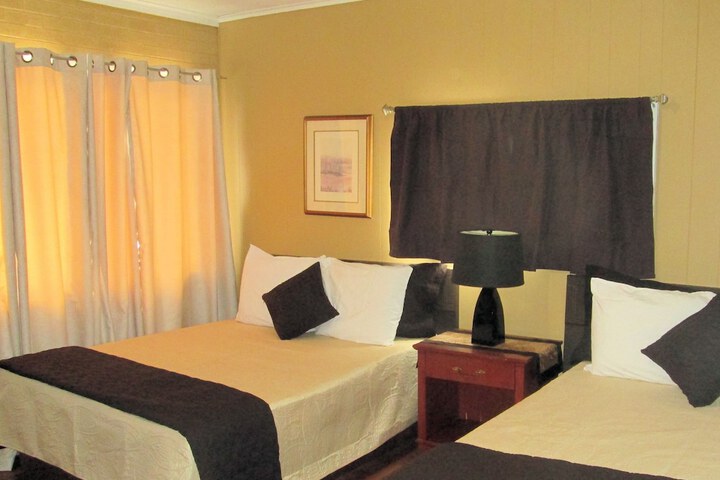 Room 6 of 54