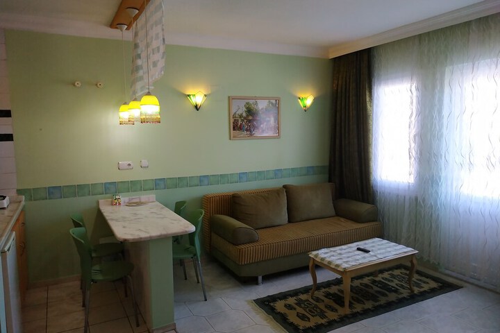 Room 34 of 74