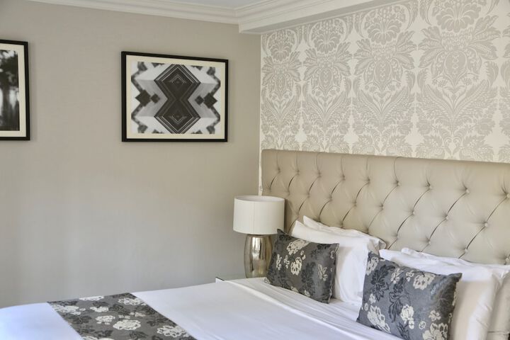 Room 22 of 50