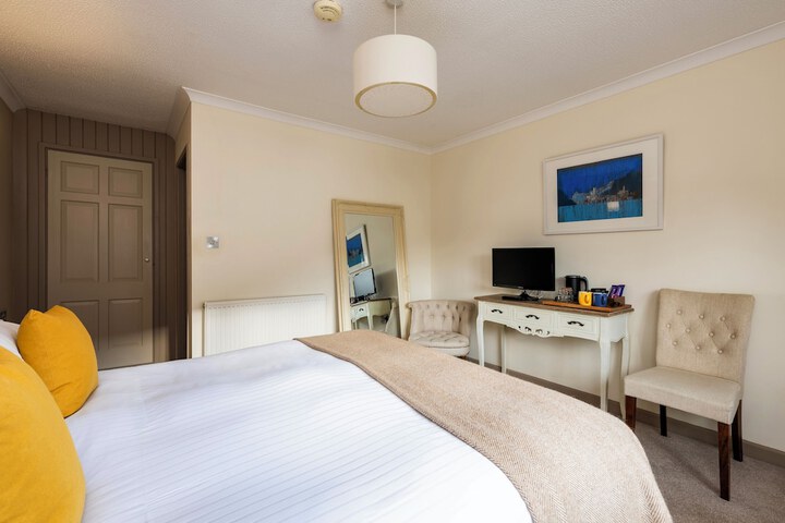 Room 7 of 26