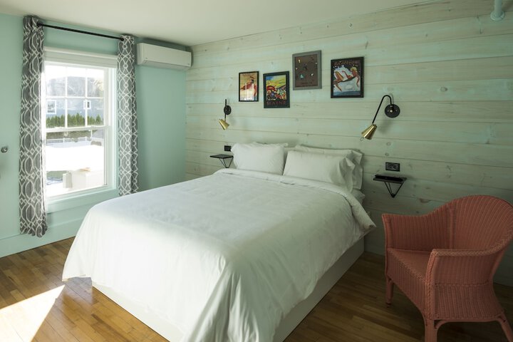 Room 8 of 47