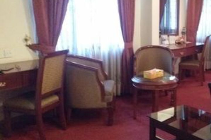 Room 26 of 29
