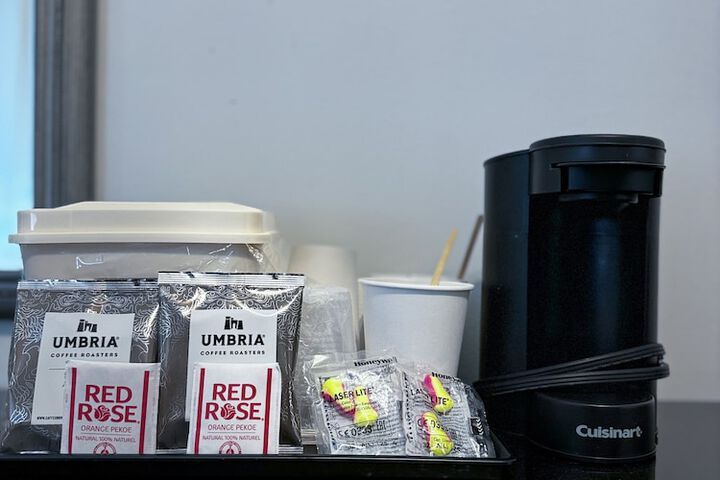 Breakfast/Coffee Service 22 of 54