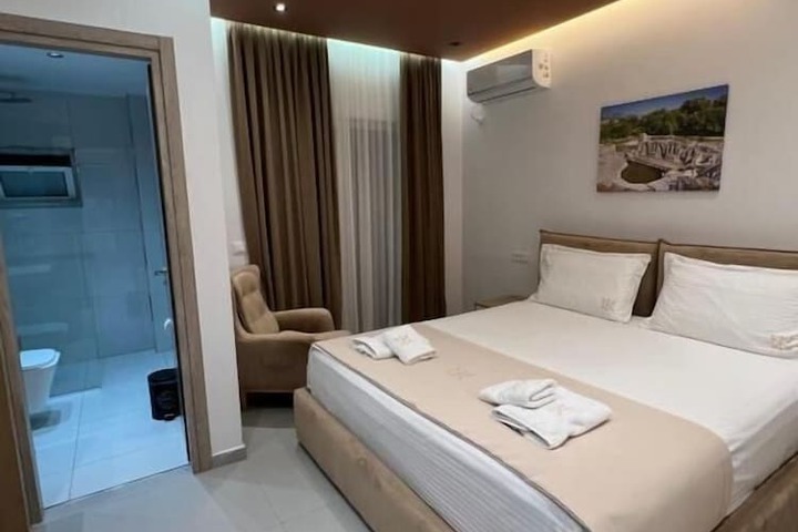Room 20 of 43