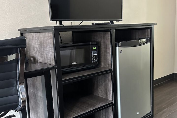 Standard Room, King or Two Doubles (6 of 15)