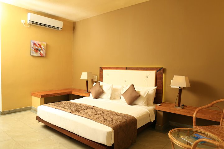 Room 14 of 41