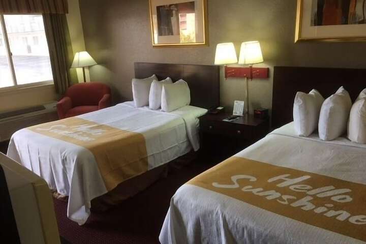 Room 5 of 22