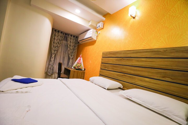 Room 16 of 32
