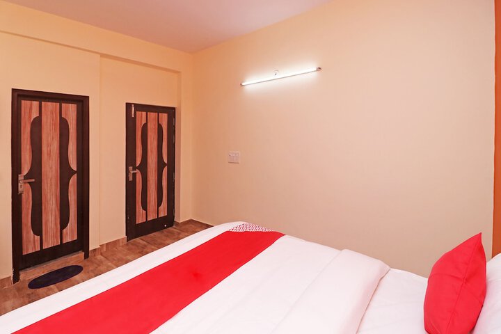 Room 25 of 34