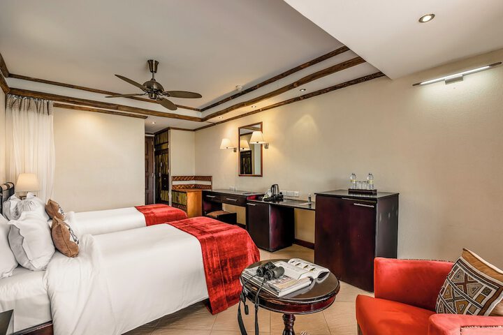 Room 19 of 119