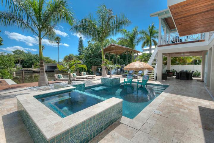 Image of Aqua Cove