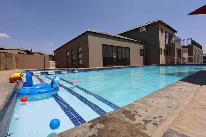 Pool 73 of 94