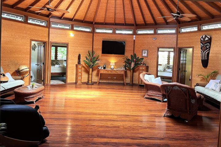 Room 4 of 53