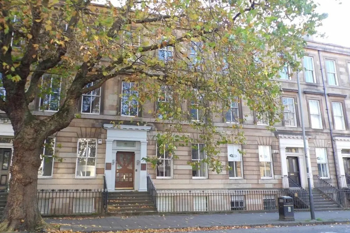 Spacious and Quiet Flat in the Heart of Finnieston