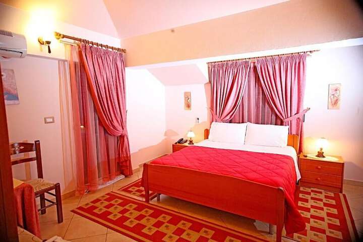 Room 5 of 22