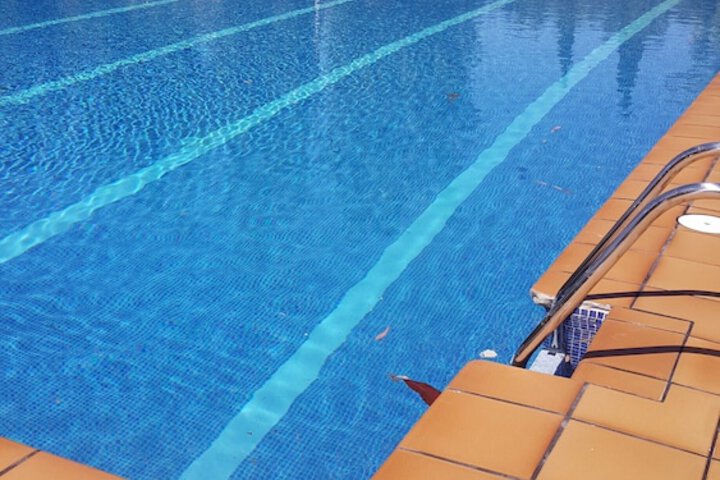 Pool 71 of 123