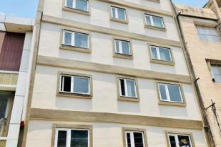Hotel M K Grand