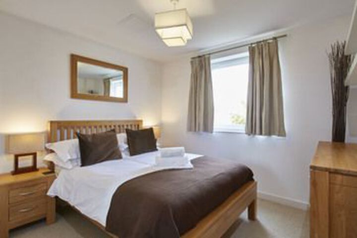 Room 10 of 19