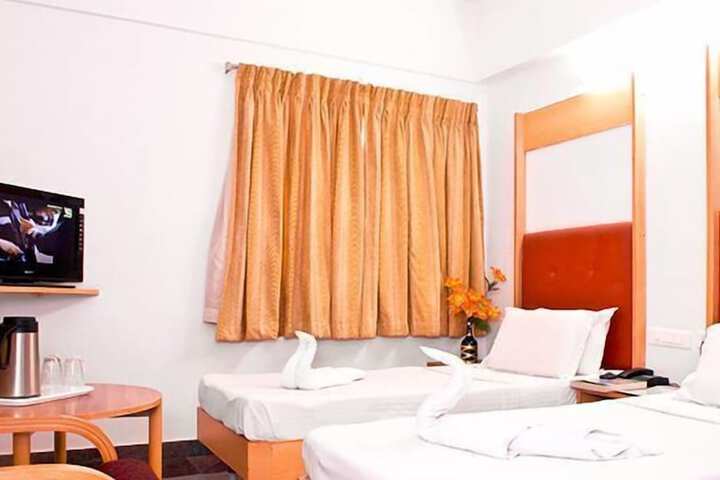 Room 9 of 61