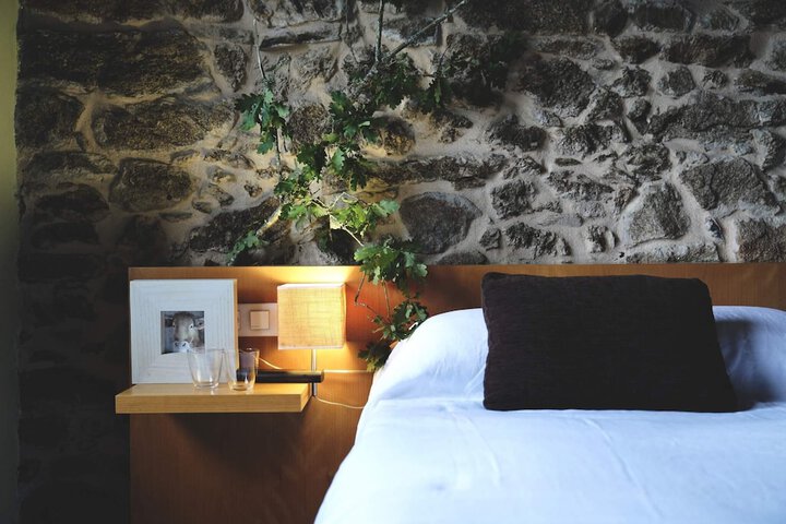 Room 14 of 77
