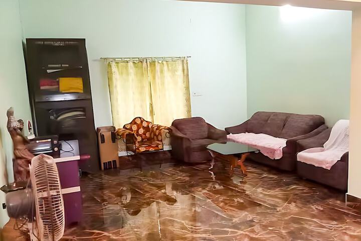 Room 13 of 22