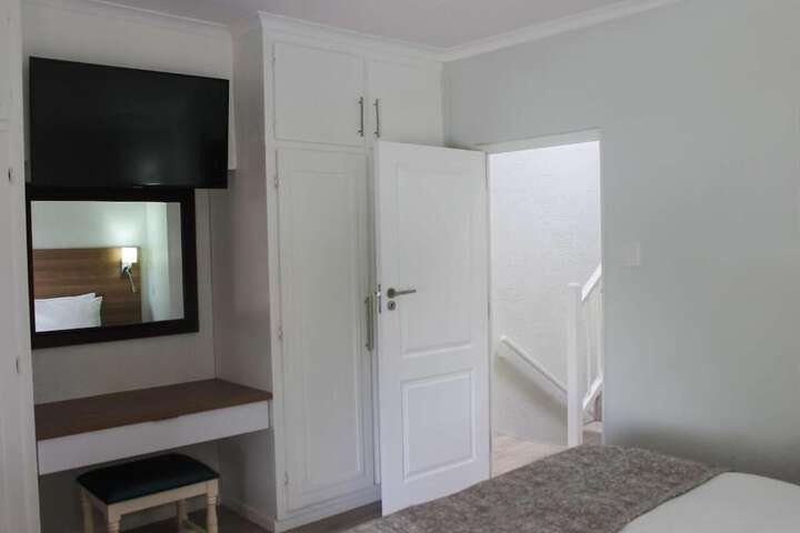 Room 2 of 15
