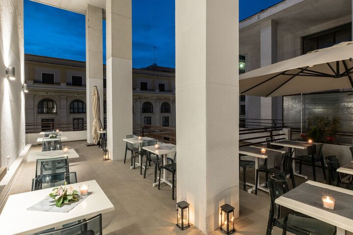 Hotel 74 of 76