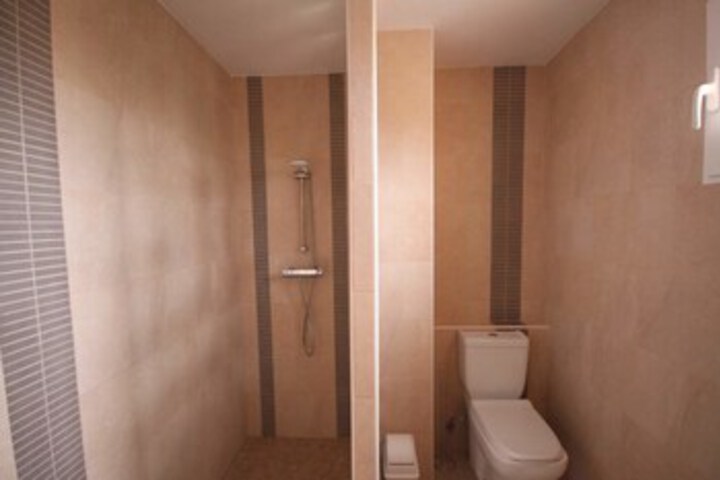 Room 2 of 22