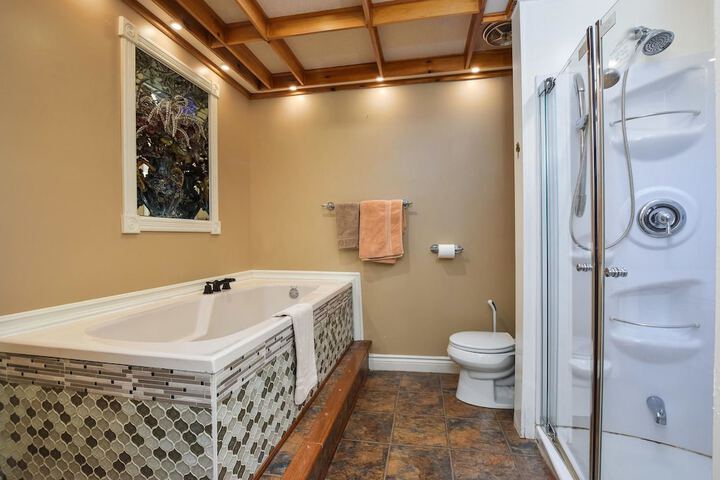 Suite 35a The V I P Guest Suite (2 of 52)